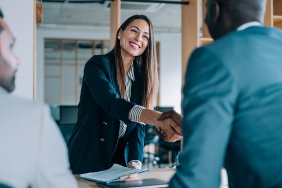 Servier acelera o acesso à inovação de ponta com o lançamento do Servier Ventures, seu fundo estratégico de corporate venture